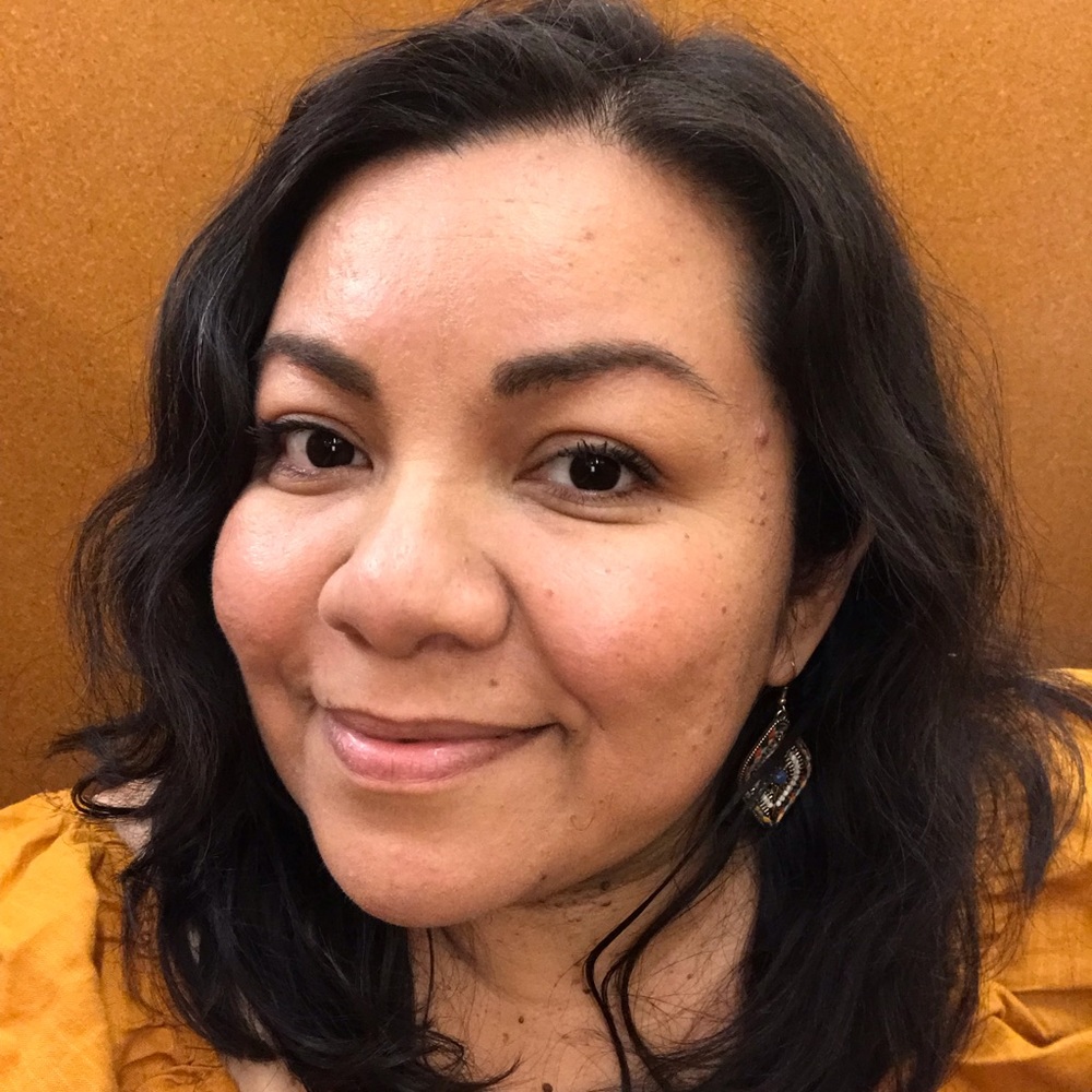 Meet your Posher, Consuelo
